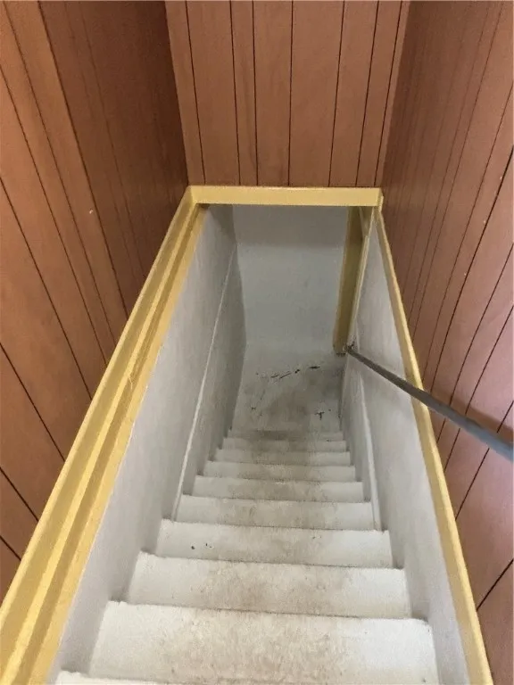 Stairs to basement