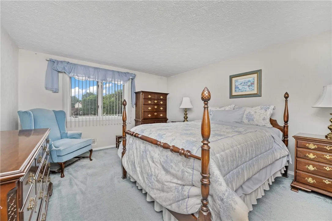 112 Red Rock Circle, Greece, New York 14626, Greece, New York 14626, 5 Bedrooms Bedrooms, 13 Rooms Rooms,4 BathroomsBathrooms,Residential,For Sale,112 Red Rock Circle, Greece, New York 14626,R1621143