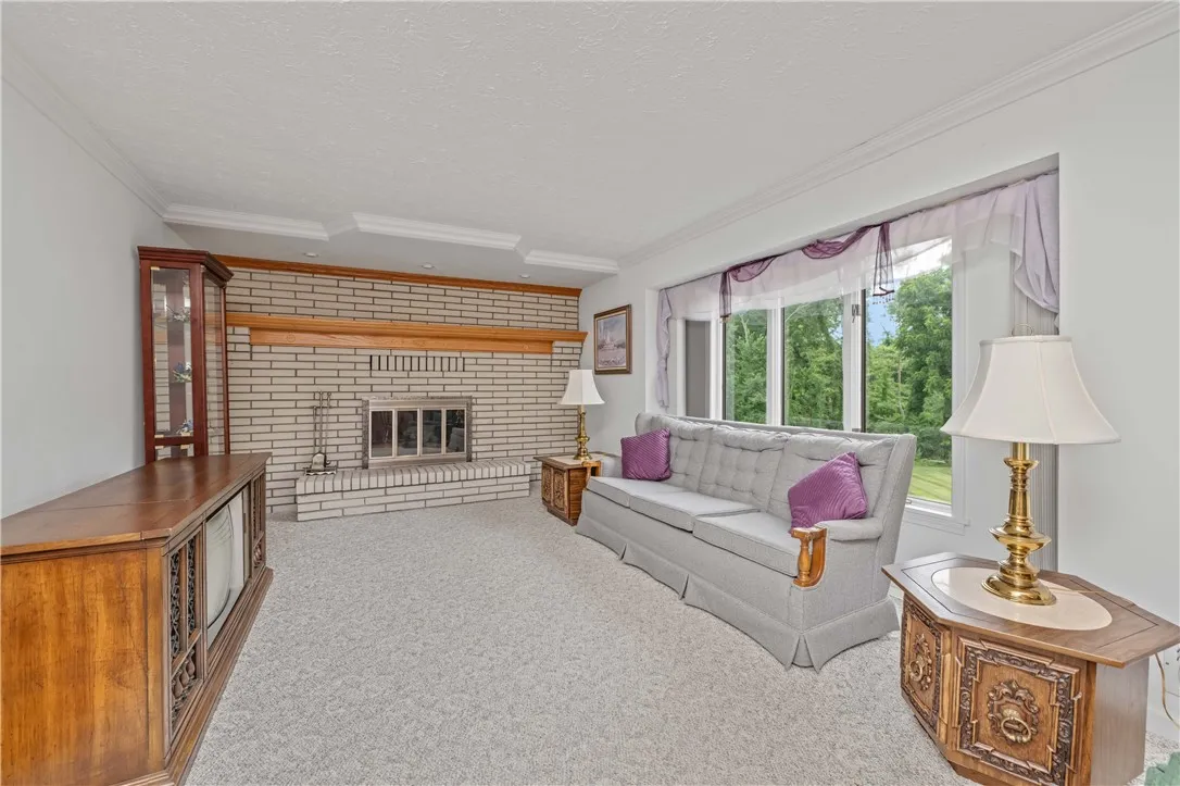 112 Red Rock Circle, Greece, New York 14626, Greece, New York 14626, 5 Bedrooms Bedrooms, 13 Rooms Rooms,4 BathroomsBathrooms,Residential,For Sale,112 Red Rock Circle, Greece, New York 14626,R1621143