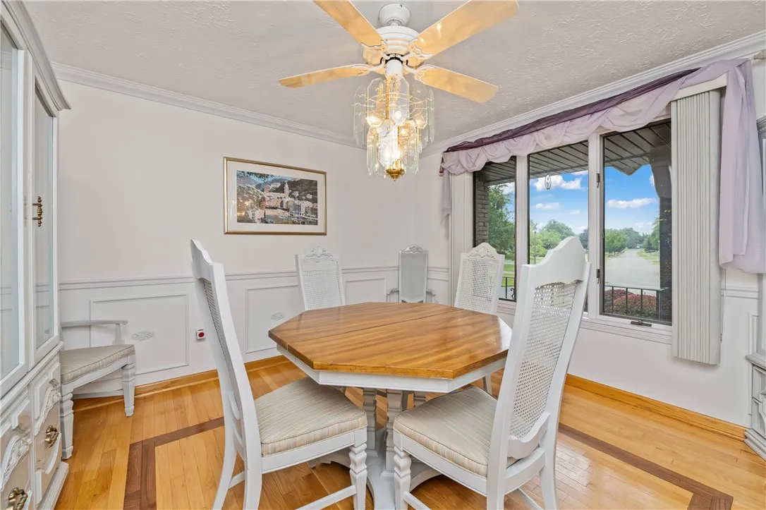 112 Red Rock Circle, Greece, New York 14626, Greece, New York 14626, 5 Bedrooms Bedrooms, 13 Rooms Rooms,4 BathroomsBathrooms,Residential,For Sale,112 Red Rock Circle, Greece, New York 14626,R1621143