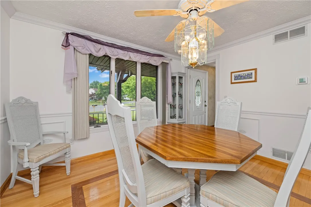 112 Red Rock Circle, Greece, New York 14626, Greece, New York 14626, 5 Bedrooms Bedrooms, 13 Rooms Rooms,4 BathroomsBathrooms,Residential,For Sale,112 Red Rock Circle, Greece, New York 14626,R1621143
