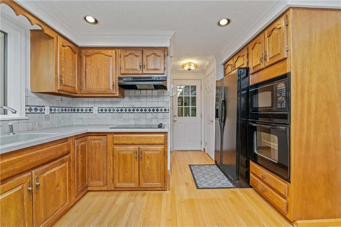 112 Red Rock Circle, Greece, New York 14626, Greece, New York 14626, 5 Bedrooms Bedrooms, 13 Rooms Rooms,4 BathroomsBathrooms,Residential,For Sale,112 Red Rock Circle, Greece, New York 14626,R1621143
