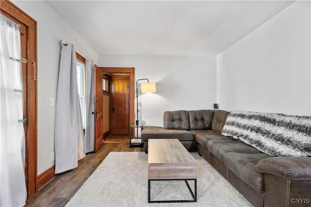 423 Highland Avenue, Dewitt, New York 13057, De Witt, New York 13057, 6 Bedrooms Bedrooms, ,2 BathroomsBathrooms,Residential,For Sale,423 Highland Avenue, Dewitt, New York 13057,S1621820