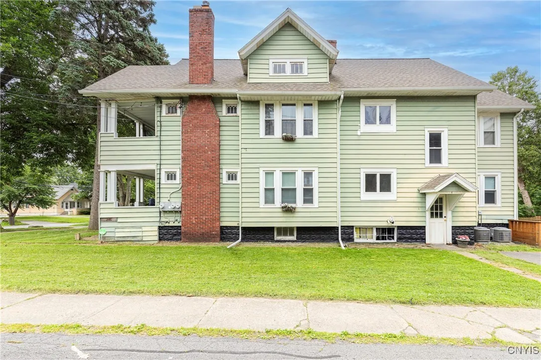 423 Highland Avenue, Dewitt, New York 13057, De Witt, New York 13057, 6 Bedrooms Bedrooms, ,2 BathroomsBathrooms,Residential,For Sale,423 Highland Avenue, Dewitt, New York 13057,S1621820