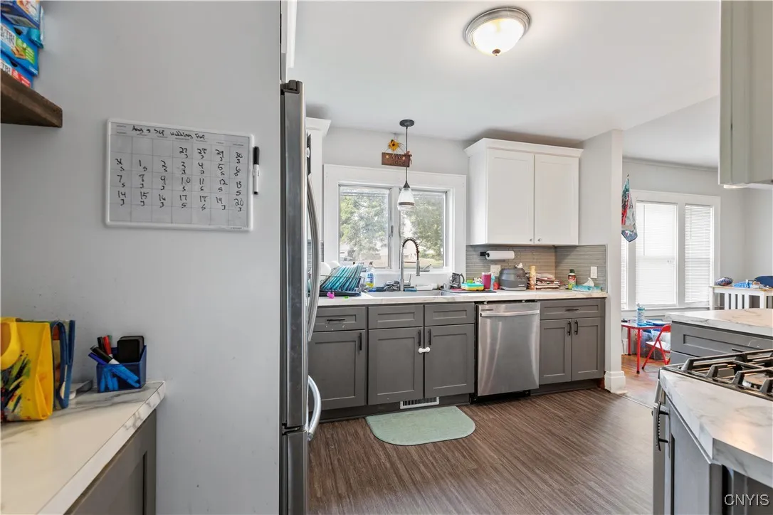 423 Highland Avenue, Dewitt, New York 13057, De Witt, New York 13057, 6 Bedrooms Bedrooms, ,2 BathroomsBathrooms,Residential,For Sale,423 Highland Avenue, Dewitt, New York 13057,S1621820