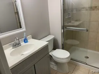 bath near bar room