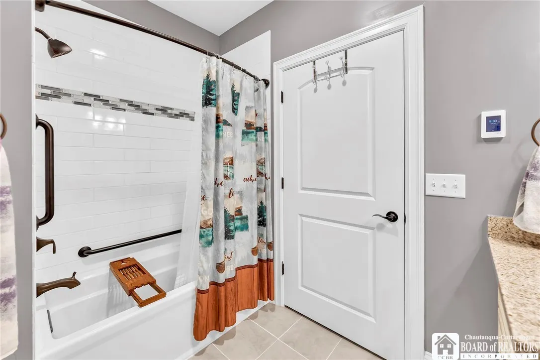 743 Legacy Drive 209, Lewiston, New York 14092, Lewiston, New York 14092, 3 Bedrooms Bedrooms, 7 Rooms Rooms,2 BathroomsBathrooms,Residential,For Sale,743 Legacy Drive 209, Lewiston, New York 14092,R1622074