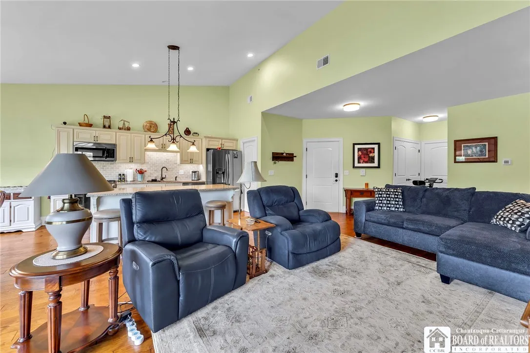 743 Legacy Drive 209, Lewiston, New York 14092, Lewiston, New York 14092, 3 Bedrooms Bedrooms, 7 Rooms Rooms,2 BathroomsBathrooms,Residential,For Sale,743 Legacy Drive 209, Lewiston, New York 14092,R1622074