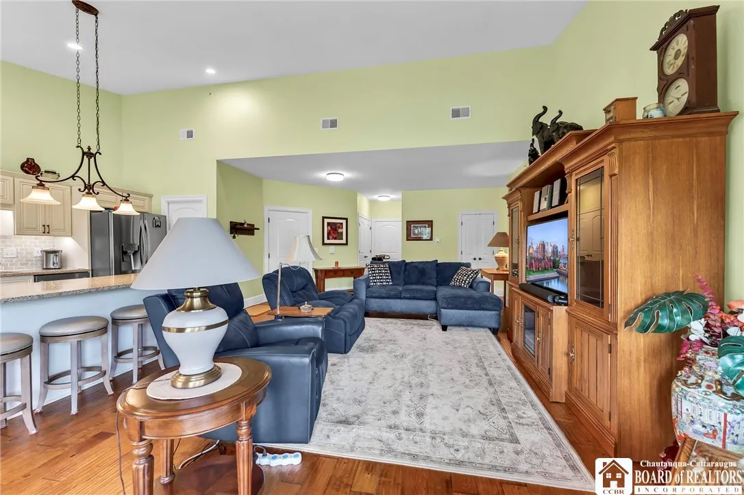 743 Legacy Drive 209, Lewiston, New York 14092, Lewiston, New York 14092, 3 Bedrooms Bedrooms, 7 Rooms Rooms,2 BathroomsBathrooms,Residential,For Sale,743 Legacy Drive 209, Lewiston, New York 14092,R1622074