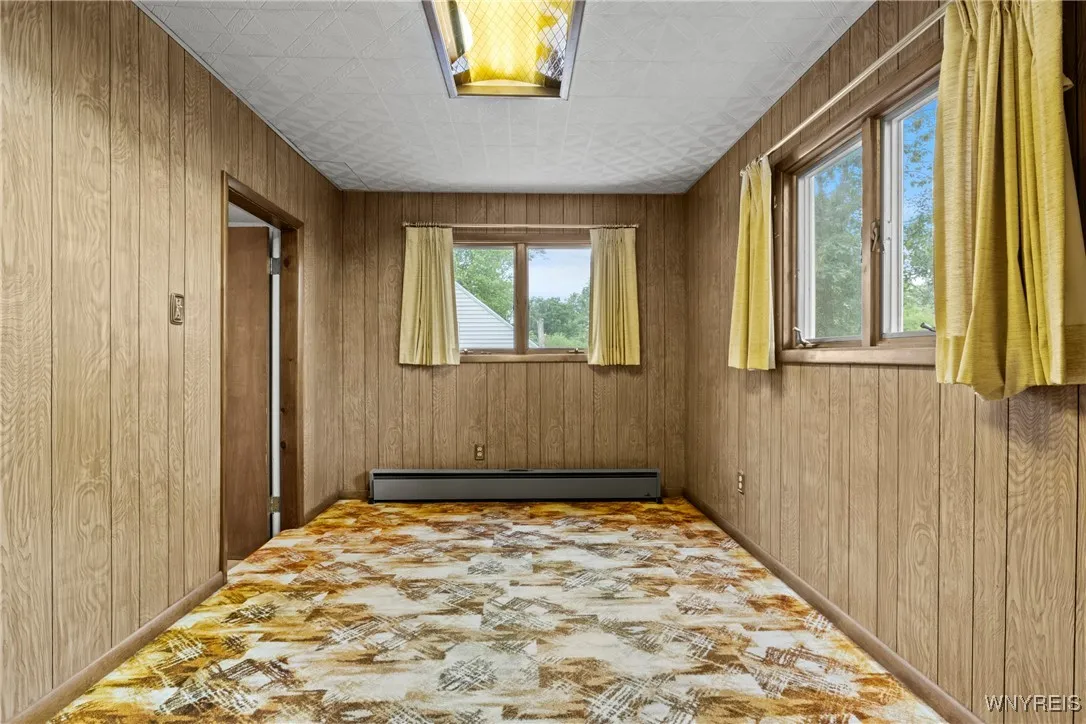9120 Champlain Avenue, Niagara Falls, New York 143, Niagara Falls, New York 14304, 3 Bedrooms Bedrooms, 7 Rooms Rooms,1 BathroomBathrooms,Residential,For Sale,9120 Champlain Avenue, Niagara Falls, New York 143,B1621784