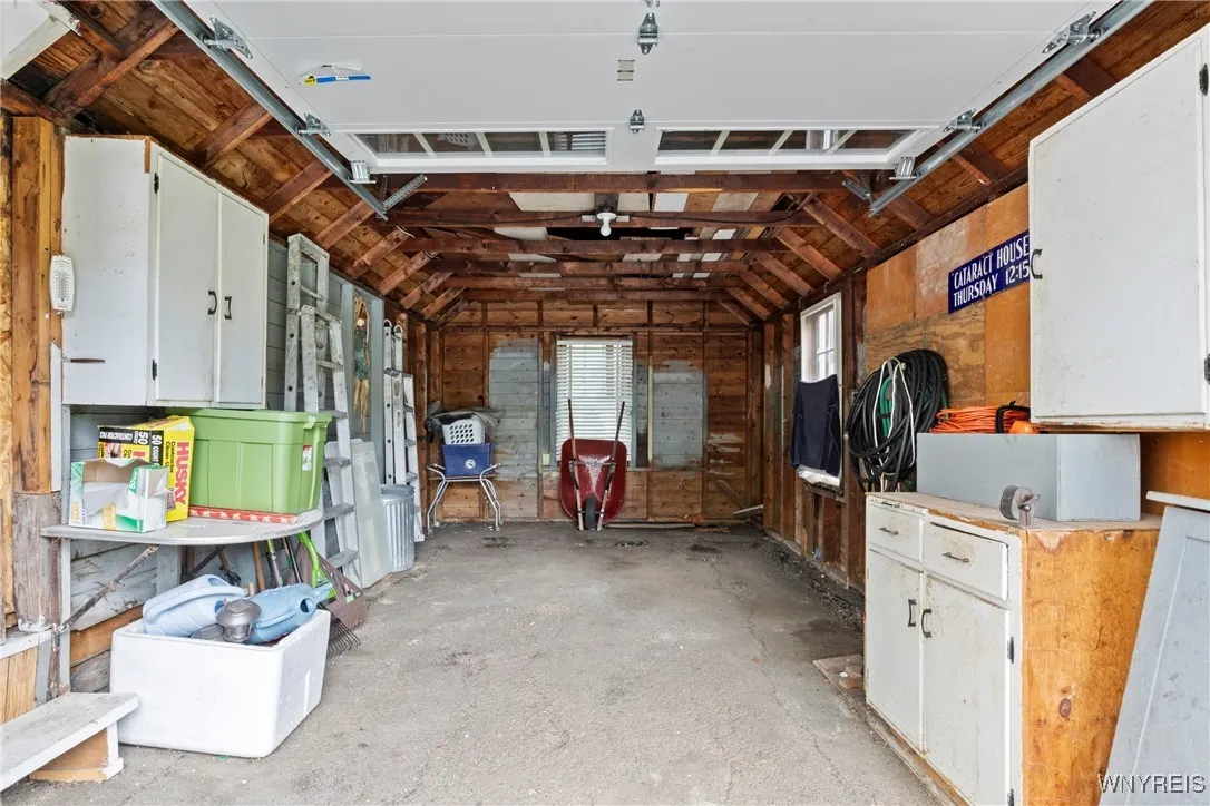 9120 Champlain Avenue, Niagara Falls, New York 143, Niagara Falls, New York 14304, 3 Bedrooms Bedrooms, 7 Rooms Rooms,1 BathroomBathrooms,Residential,For Sale,9120 Champlain Avenue, Niagara Falls, New York 143,B1621784
