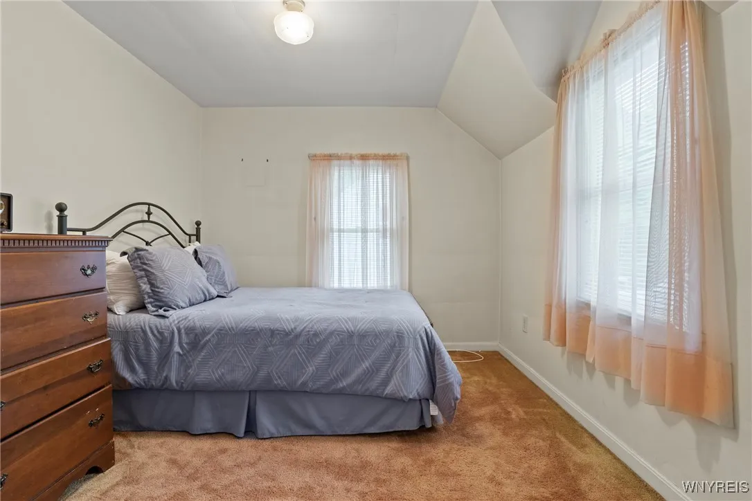 9120 Champlain Avenue, Niagara Falls, New York 143, Niagara Falls, New York 14304, 3 Bedrooms Bedrooms, 7 Rooms Rooms,1 BathroomBathrooms,Residential,For Sale,9120 Champlain Avenue, Niagara Falls, New York 143,B1621784