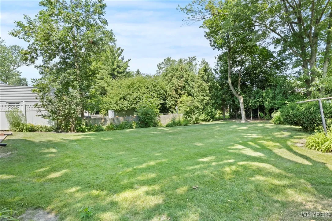 9120 Champlain Avenue, Niagara Falls, New York 143, Niagara Falls, New York 14304, 3 Bedrooms Bedrooms, 7 Rooms Rooms,1 BathroomBathrooms,Residential,For Sale,9120 Champlain Avenue, Niagara Falls, New York 143,B1621784