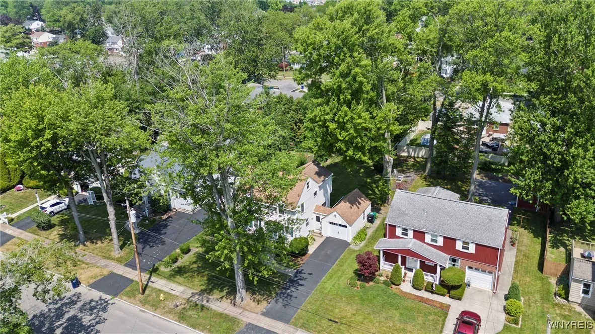9120 Champlain Avenue, Niagara Falls, New York 143, Niagara Falls, New York 14304, 3 Bedrooms Bedrooms, 7 Rooms Rooms,1 BathroomBathrooms,Residential,For Sale,9120 Champlain Avenue, Niagara Falls, New York 143,B1621784