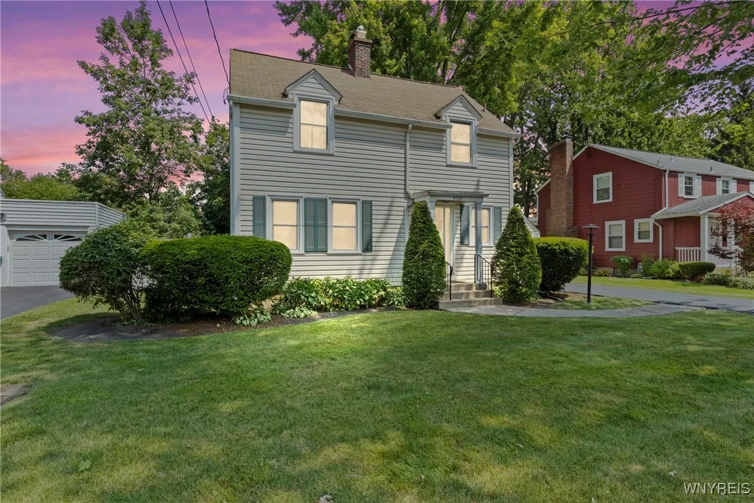 9120 Champlain Avenue, Niagara Falls, New York 143, Niagara Falls, New York 14304, 3 Bedrooms Bedrooms, 7 Rooms Rooms,1 BathroomBathrooms,Residential,For Sale,9120 Champlain Avenue, Niagara Falls, New York 143,B1621784