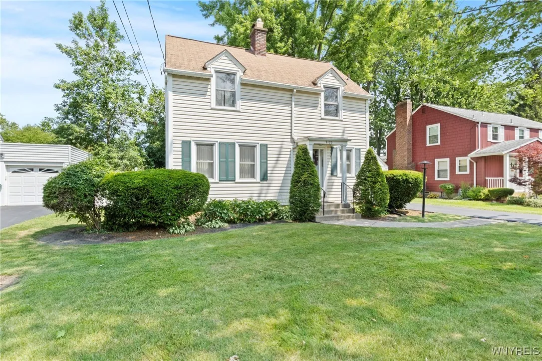 9120 Champlain Avenue, Niagara Falls, New York 143, Niagara Falls, New York 14304, 3 Bedrooms Bedrooms, 7 Rooms Rooms,1 BathroomBathrooms,Residential,For Sale,9120 Champlain Avenue, Niagara Falls, New York 143,B1621784