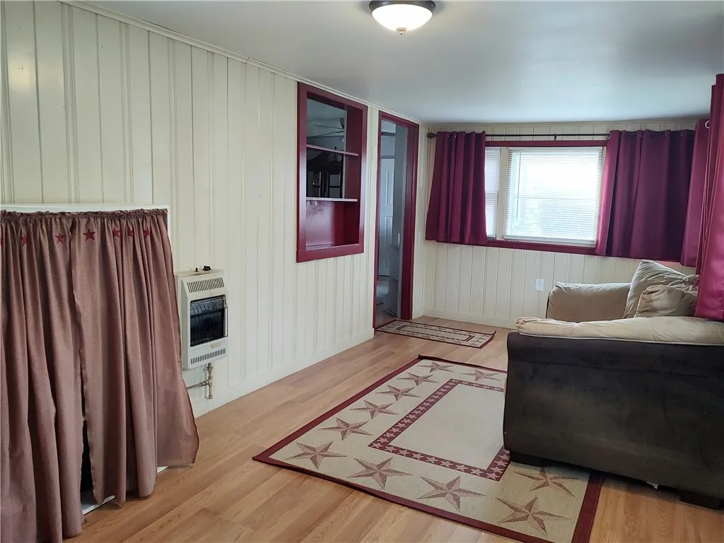 1 Seneca Circle, Seneca Falls, New York 13148, Seneca Falls, New York 13148, 2 Bedrooms Bedrooms, 7 Rooms Rooms,1 BathroomBathrooms,Residential,For Sale,1 Seneca Circle, Seneca Falls, New York 13148,R1622060