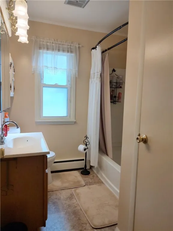 1 Seneca Circle, Seneca Falls, New York 13148, Seneca Falls, New York 13148, 2 Bedrooms Bedrooms, 7 Rooms Rooms,1 BathroomBathrooms,Residential,For Sale,1 Seneca Circle, Seneca Falls, New York 13148,R1622060