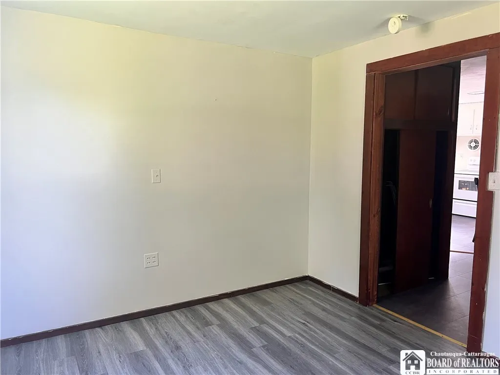 70 Williams Avenue, Wellsville, New York 14895, Wellsville, New York 14895, 2 Bedrooms Bedrooms, 6 Rooms Rooms,1 BathroomBathrooms,Residential,For Sale,70 Williams Avenue, Wellsville, New York 14895,R1621651