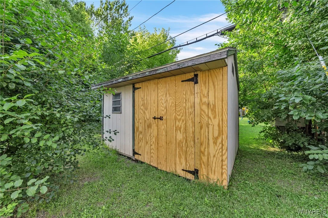 112 Southgate Road, Cheektowaga, New York 14215, Cheektowaga, New York 14215, 3 Bedrooms Bedrooms, 7 Rooms Rooms,2 BathroomsBathrooms,Residential,For Sale,112 Southgate Road, Cheektowaga, New York 14215,B1622095