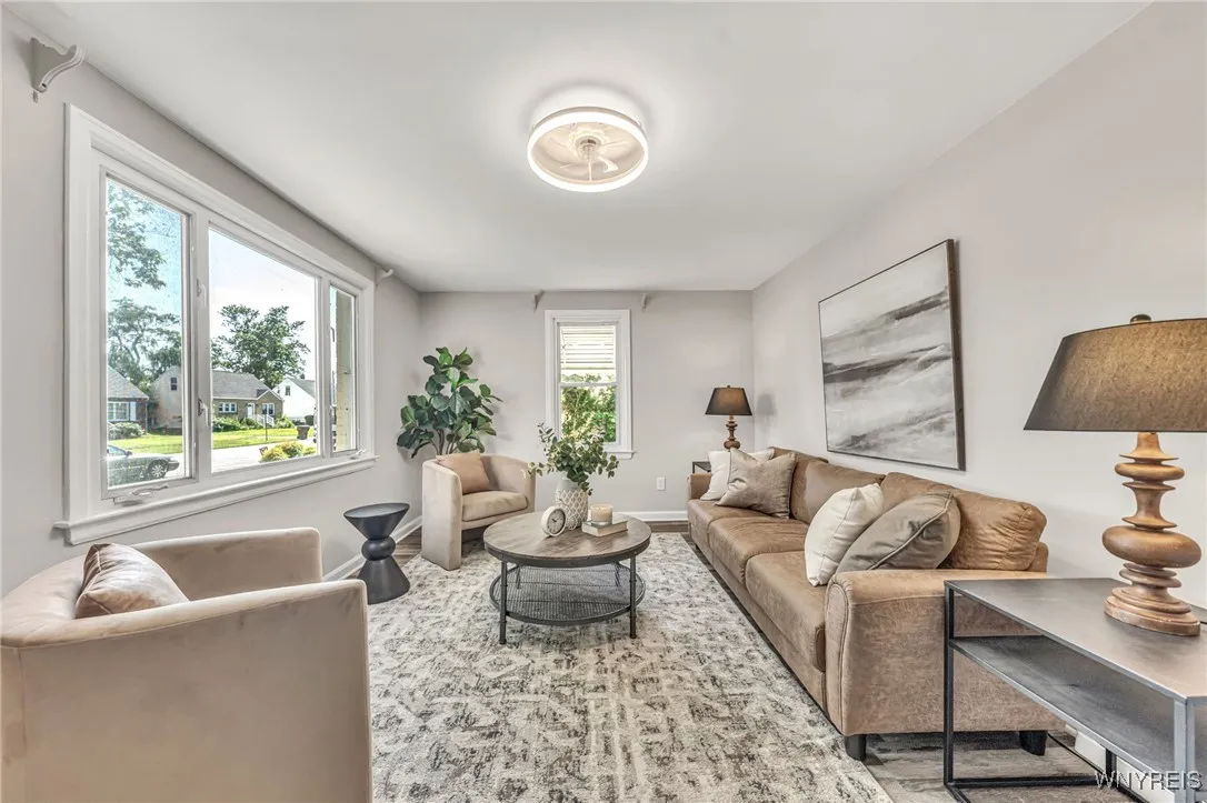 112 Southgate Road, Cheektowaga, New York 14215, Cheektowaga, New York 14215, 3 Bedrooms Bedrooms, 7 Rooms Rooms,2 BathroomsBathrooms,Residential,For Sale,112 Southgate Road, Cheektowaga, New York 14215,B1622095