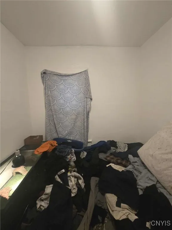 225 Lakeview Avenue, Syracuse, New York 13204, Syracuse, New York 13204, 5 Bedrooms Bedrooms, 8 Rooms Rooms,1 BathroomBathrooms,Residential,For Sale,225 Lakeview Avenue, Syracuse, New York 13204,S1621553