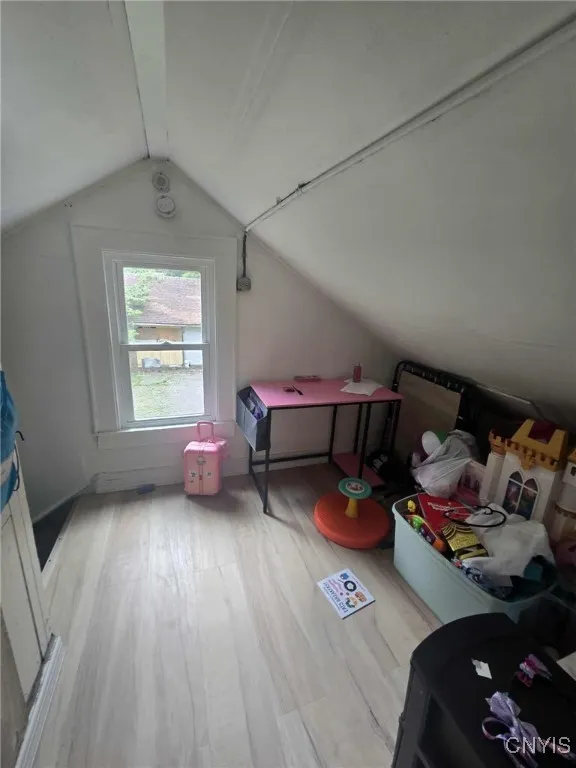 225 Lakeview Avenue, Syracuse, New York 13204, Syracuse, New York 13204, 5 Bedrooms Bedrooms, 8 Rooms Rooms,1 BathroomBathrooms,Residential,For Sale,225 Lakeview Avenue, Syracuse, New York 13204,S1621553