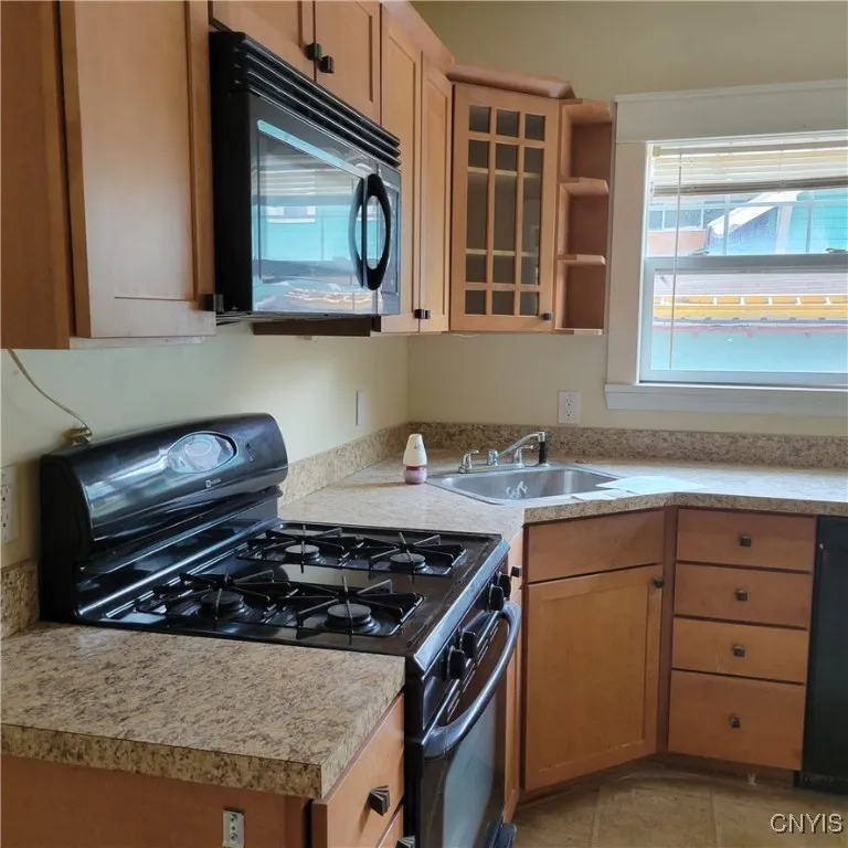 271 Fenway Drive, Syracuse, New York 13224, Syracuse, New York 13224, 3 Bedrooms Bedrooms, 8 Rooms Rooms,1 BathroomBathrooms,Residential,For Sale,271 Fenway Drive, Syracuse, New York 13224,S1622111