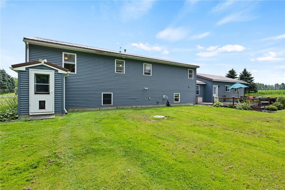6793 East Port Bay Road, Wolcott, New York 14590, Wolcott, New York 14590, 5 Bedrooms Bedrooms, 8 Rooms Rooms,1 BathroomBathrooms,Residential,For Sale,6793 East Port Bay Road, Wolcott, New York 14590,R1622100