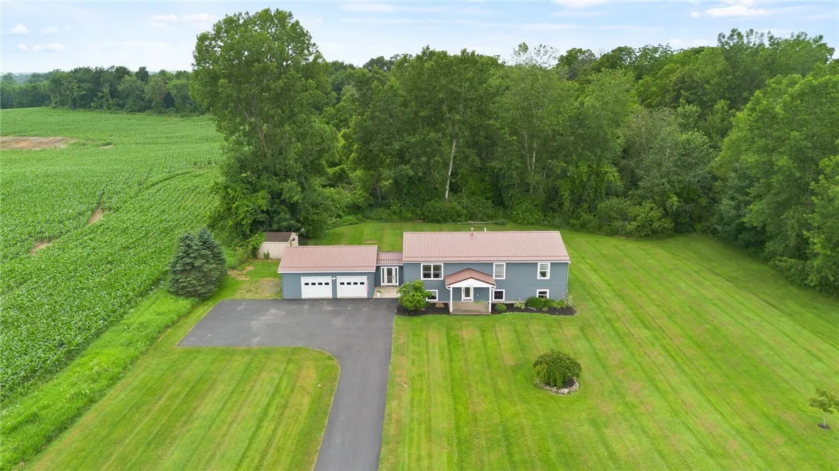 6793 East Port Bay Road, Wolcott, New York 14590, Wolcott, New York 14590, 5 Bedrooms Bedrooms, 8 Rooms Rooms,1 BathroomBathrooms,Residential,For Sale,6793 East Port Bay Road, Wolcott, New York 14590,R1622100