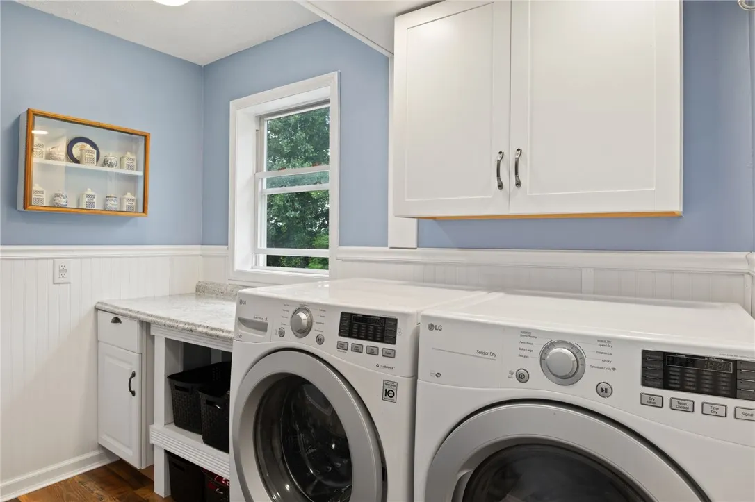 6793 East Port Bay Road, Wolcott, New York 14590, Wolcott, New York 14590, 5 Bedrooms Bedrooms, 8 Rooms Rooms,1 BathroomBathrooms,Residential,For Sale,6793 East Port Bay Road, Wolcott, New York 14590,R1622100