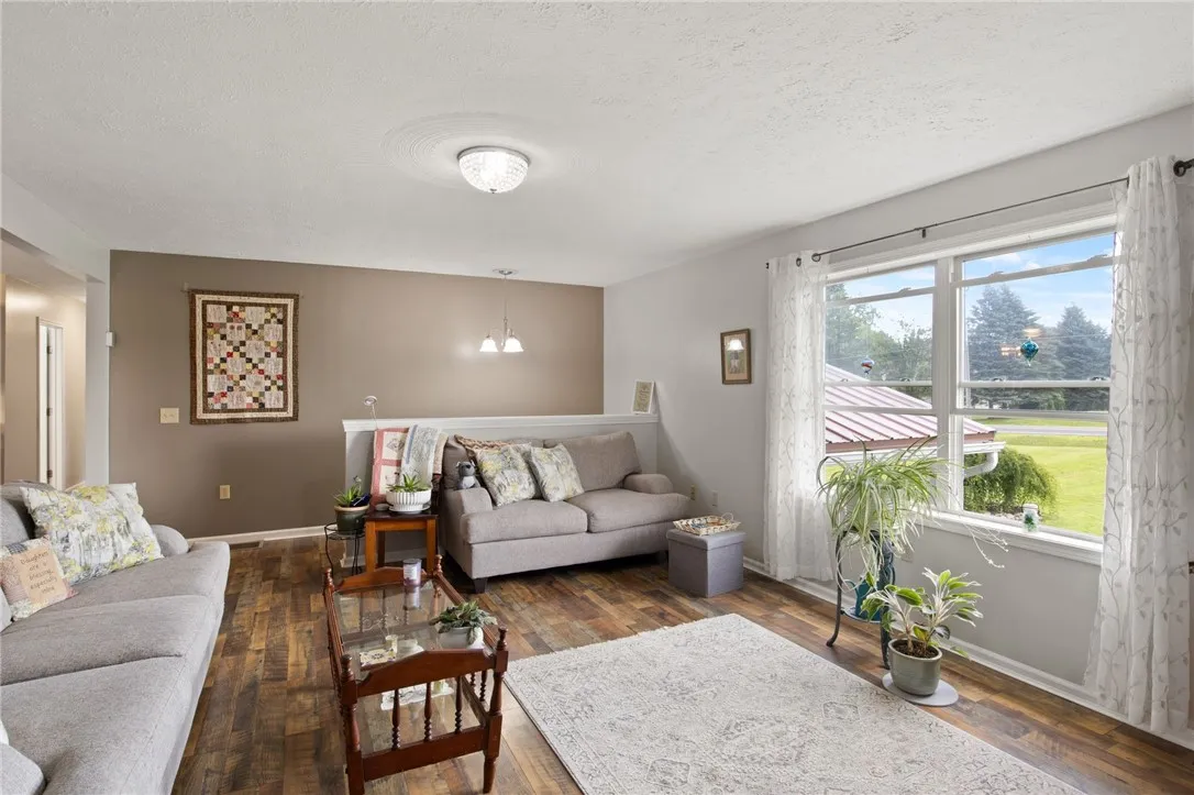 6793 East Port Bay Road, Wolcott, New York 14590, Wolcott, New York 14590, 5 Bedrooms Bedrooms, 8 Rooms Rooms,1 BathroomBathrooms,Residential,For Sale,6793 East Port Bay Road, Wolcott, New York 14590,R1622100