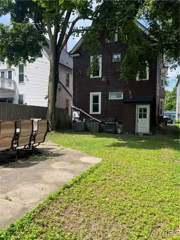 1739 Amherst Street Lower, Buffalo, New York 14214, Buffalo, New York 14214, 3 Bedrooms Bedrooms, 7 Rooms Rooms,1 BathroomBathrooms,Residential Lease,For Rent,1739 Amherst Street Lower, Buffalo, New York 14214,B1622114