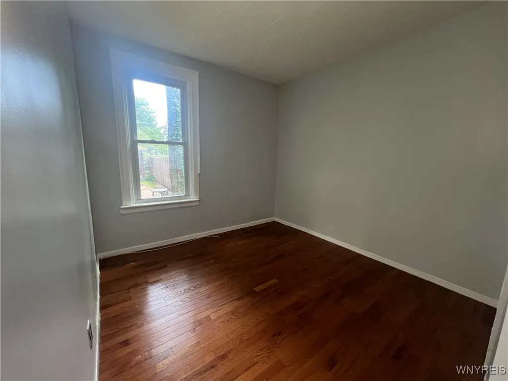 1739 Amherst Street Lower, Buffalo, New York 14214, Buffalo, New York 14214, 3 Bedrooms Bedrooms, 7 Rooms Rooms,1 BathroomBathrooms,Residential Lease,For Rent,1739 Amherst Street Lower, Buffalo, New York 14214,B1622114
