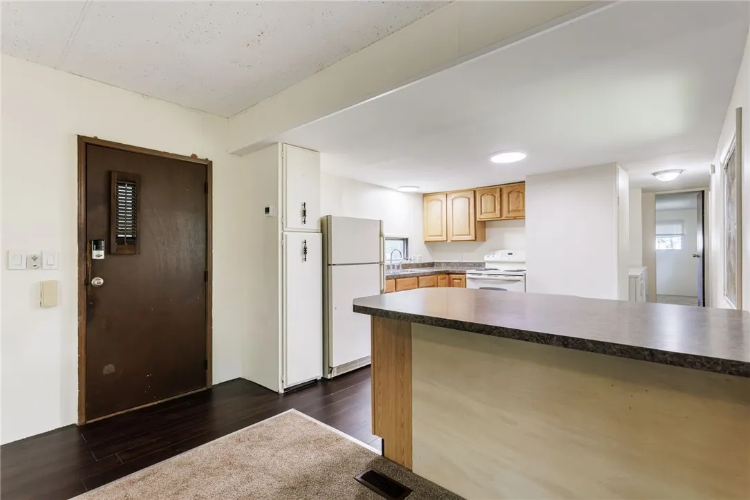56 Wayside Drive, Penfield, New York 14625, Penfield, New York 14625, 2 Bedrooms Bedrooms, 3 Rooms Rooms,1 BathroomBathrooms,Residential,For Sale,56 Wayside Drive, Penfield, New York 14625,R1622115