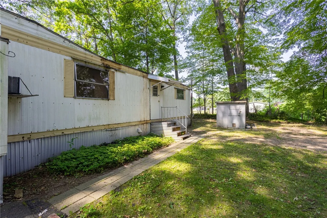 56 Wayside Drive, Penfield, New York 14625, Penfield, New York 14625, 2 Bedrooms Bedrooms, 3 Rooms Rooms,1 BathroomBathrooms,Residential,For Sale,56 Wayside Drive, Penfield, New York 14625,R1622115