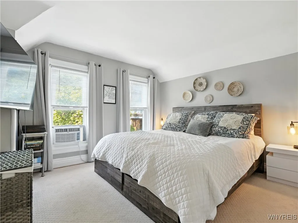 479 West Ferry S, Buffalo, New York 14213, Buffalo, New York 14213, 3 Bedrooms Bedrooms, 8 Rooms Rooms,1 BathroomBathrooms,Residential,For Sale,479 West Ferry S, Buffalo, New York 14213,B1622052