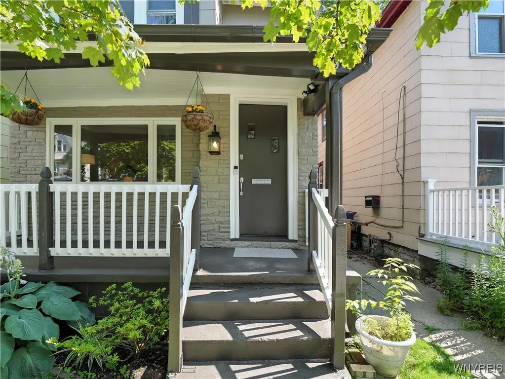 479 West Ferry S, Buffalo, New York 14213, Buffalo, New York 14213, 3 Bedrooms Bedrooms, 8 Rooms Rooms,1 BathroomBathrooms,Residential,For Sale,479 West Ferry S, Buffalo, New York 14213,B1622052