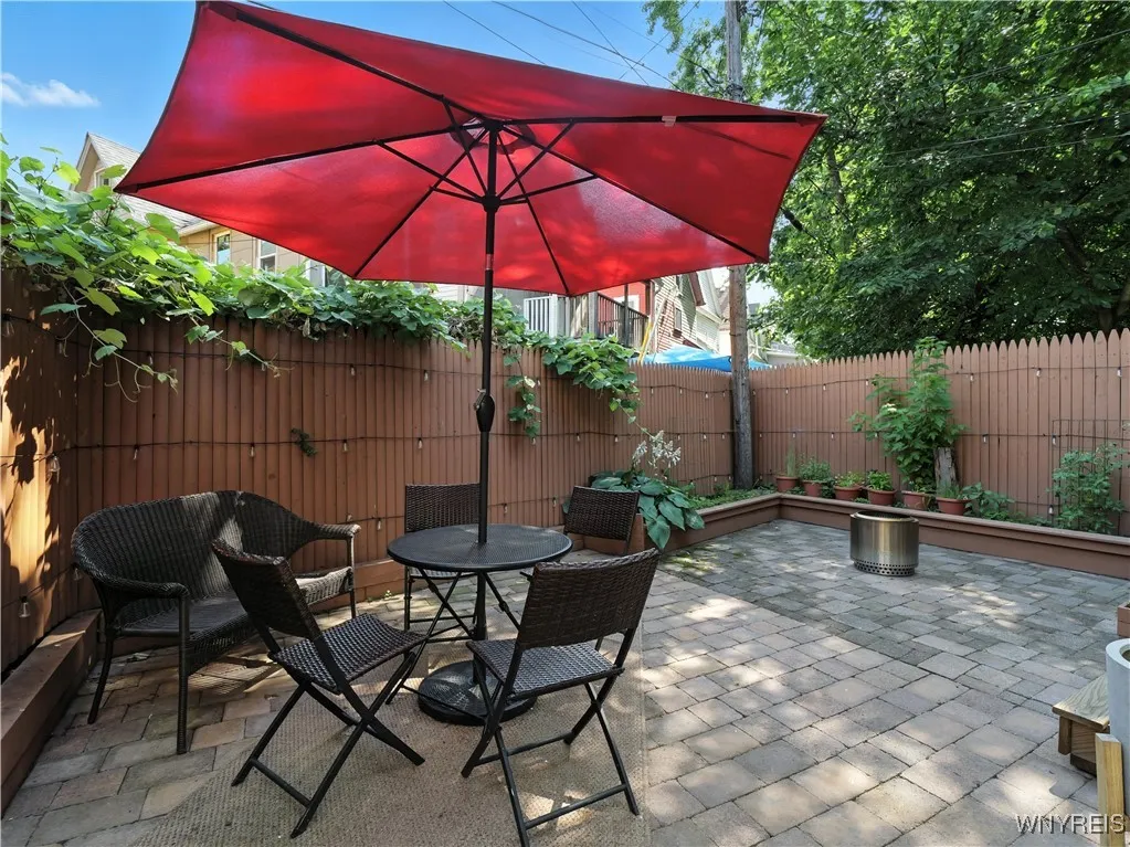 479 West Ferry S, Buffalo, New York 14213, Buffalo, New York 14213, 3 Bedrooms Bedrooms, 8 Rooms Rooms,1 BathroomBathrooms,Residential,For Sale,479 West Ferry S, Buffalo, New York 14213,B1622052