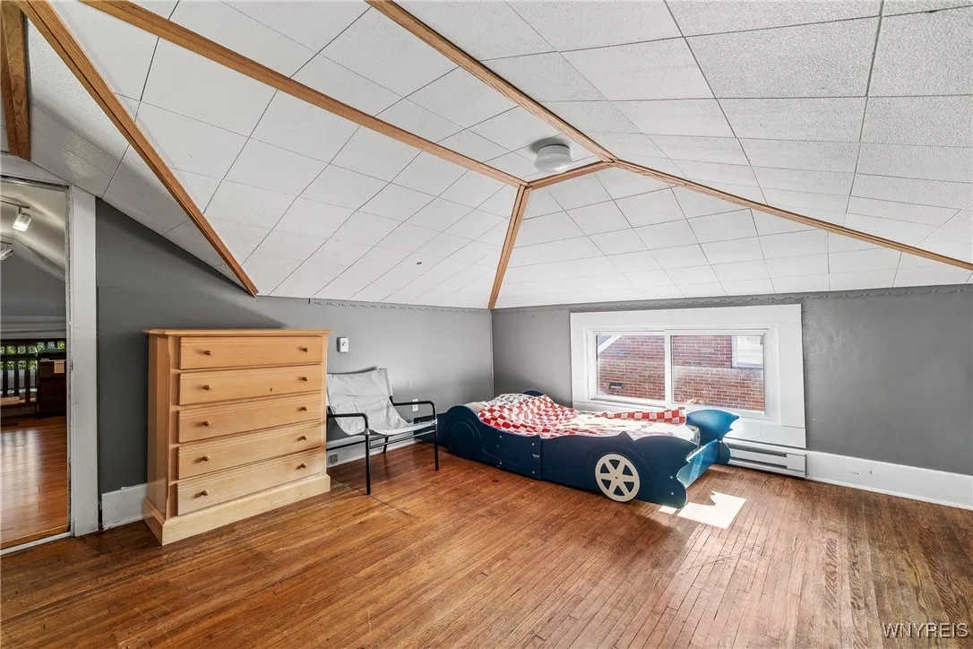 175 Tremont Avenue, Tonawanda, New York 14217, Tonawanda, New York 14217, 4 Bedrooms Bedrooms, 10 Rooms Rooms,2 BathroomsBathrooms,Residential,For Sale,175 Tremont Avenue, Tonawanda, New York 14217,B1622047