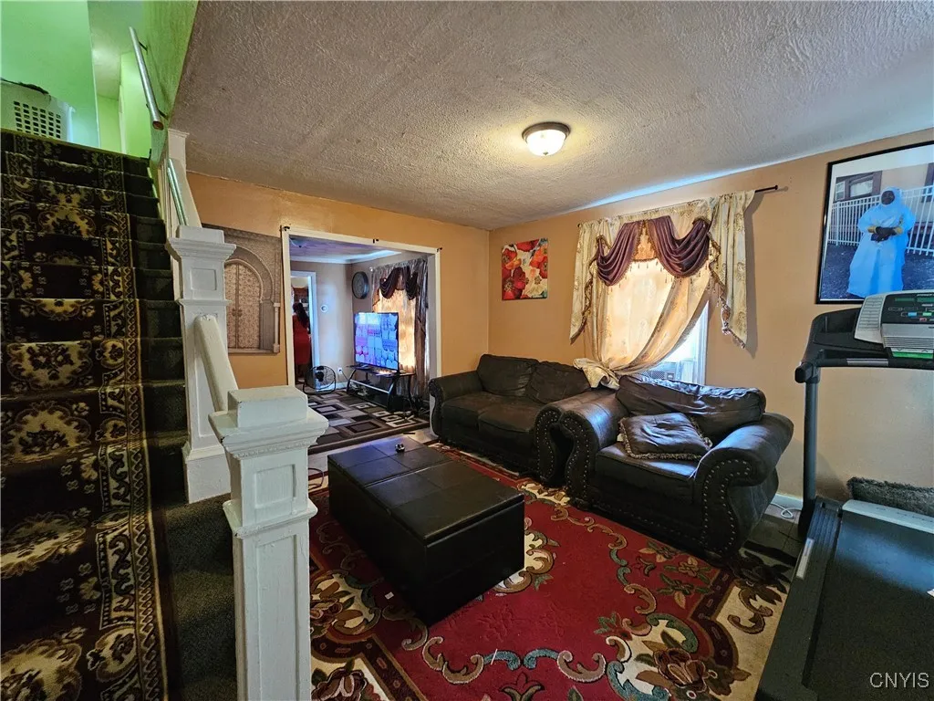 1125 Adams Street, Utica, New York 13501, Utica, New York 13501, 6 Bedrooms Bedrooms, ,2 BathroomsBathrooms,Residential,For Sale,1125 Adams Street, Utica, New York 13501,S1622117