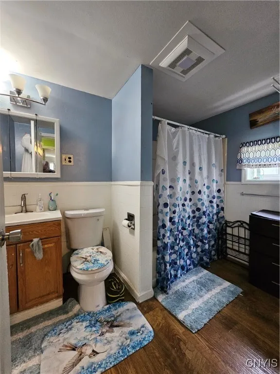 1125 Adams Street, Utica, New York 13501, Utica, New York 13501, 6 Bedrooms Bedrooms, ,2 BathroomsBathrooms,Residential,For Sale,1125 Adams Street, Utica, New York 13501,S1622117