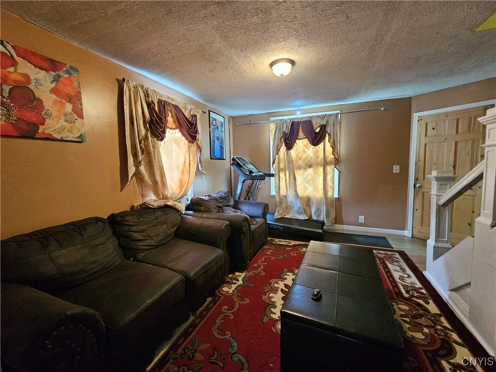1125 Adams Street, Utica, New York 13501, Utica, New York 13501, 6 Bedrooms Bedrooms, ,2 BathroomsBathrooms,Residential,For Sale,1125 Adams Street, Utica, New York 13501,S1622117