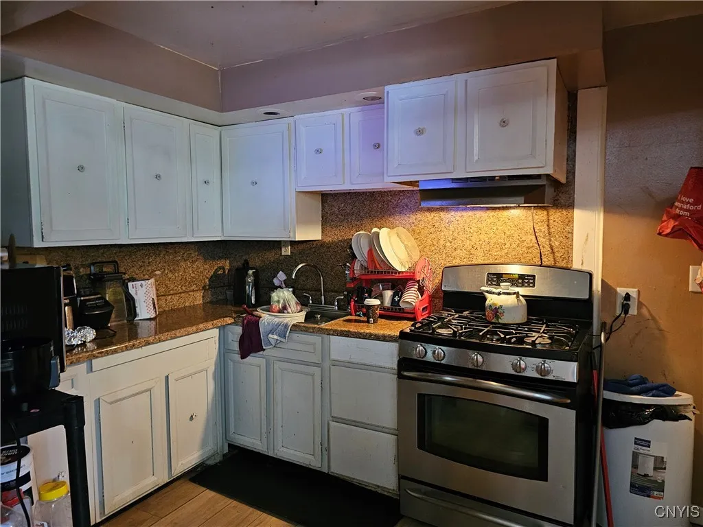 1125 Adams Street, Utica, New York 13501, Utica, New York 13501, 6 Bedrooms Bedrooms, ,2 BathroomsBathrooms,Residential,For Sale,1125 Adams Street, Utica, New York 13501,S1622117