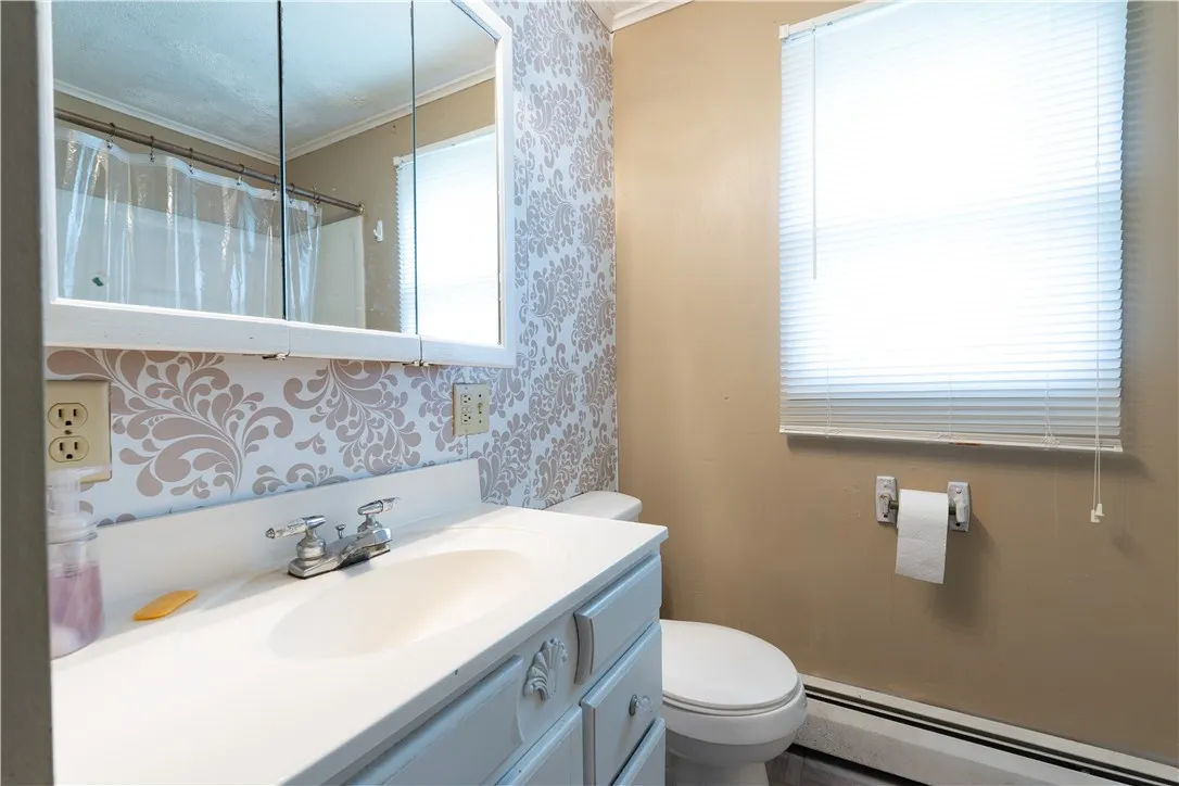 402 Whitney Valley, Almond, New York 14804, Almond, New York 14804, 3 Bedrooms Bedrooms, 6 Rooms Rooms,1 BathroomBathrooms,Residential,For Sale,402 Whitney Valley, Almond, New York 14804,R1621042