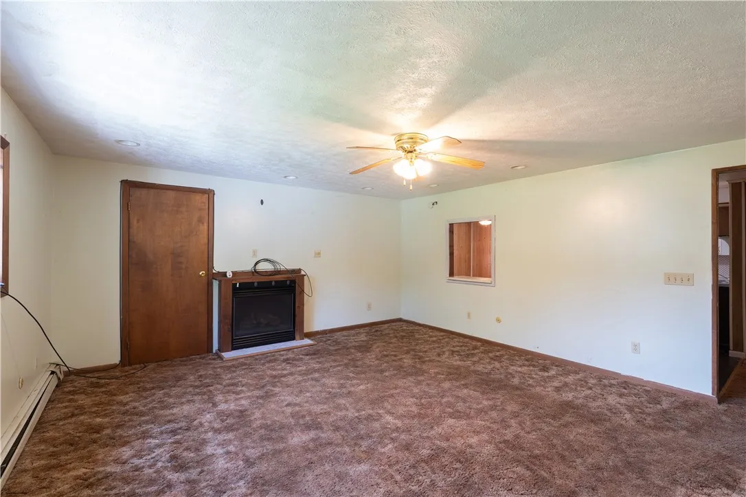 402 Whitney Valley, Almond, New York 14804, Almond, New York 14804, 3 Bedrooms Bedrooms, 6 Rooms Rooms,1 BathroomBathrooms,Residential,For Sale,402 Whitney Valley, Almond, New York 14804,R1621042