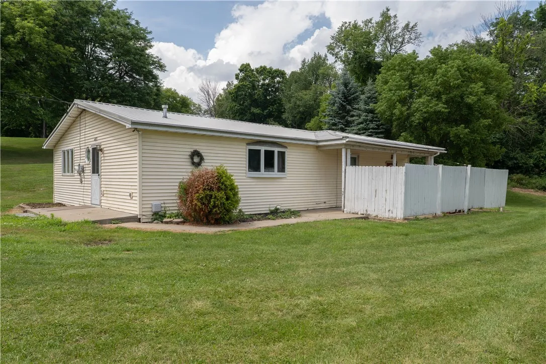 402 Whitney Valley, Almond, New York 14804, Almond, New York 14804, 3 Bedrooms Bedrooms, 6 Rooms Rooms,1 BathroomBathrooms,Residential,For Sale,402 Whitney Valley, Almond, New York 14804,R1621042