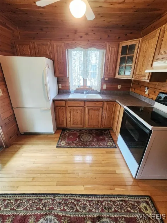 24 Jackson Avenue, Salamanca, New York 14779, Salamanca, New York 14779, 3 Bedrooms Bedrooms, 7 Rooms Rooms,1 BathroomBathrooms,Residential,For Sale,24 Jackson Avenue, Salamanca, New York 14779,B1622026