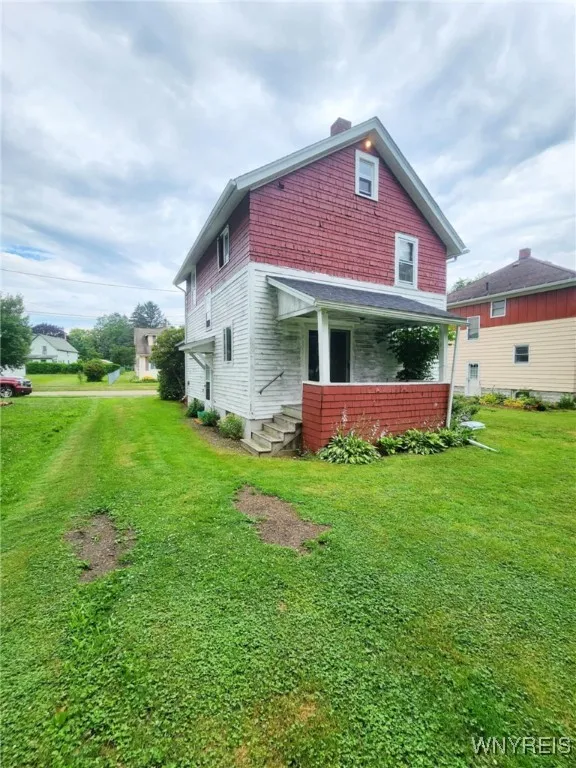 24 Jackson Avenue, Salamanca, New York 14779, Salamanca, New York 14779, 3 Bedrooms Bedrooms, 7 Rooms Rooms,1 BathroomBathrooms,Residential,For Sale,24 Jackson Avenue, Salamanca, New York 14779,B1622026