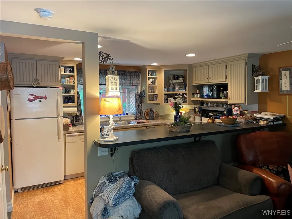 105 East Avenue, Attica, New York 14011, Attica, New York 14011, 6 Bedrooms Bedrooms, ,4 BathroomsBathrooms,Residential,For Sale,105 East Avenue, Attica, New York 14011,B1621504